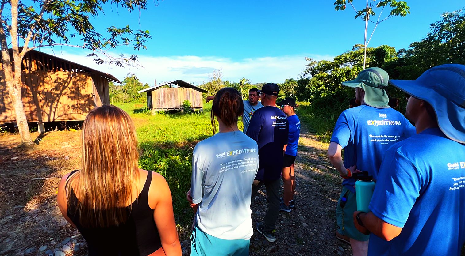 Guild volunteers walking into Verde Sumaco